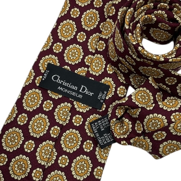 CHRISTIAN DIOR Burgundy/Beige Geometric Floral Silk LUXURY Tie FRANCE - Picture 3 of 4
